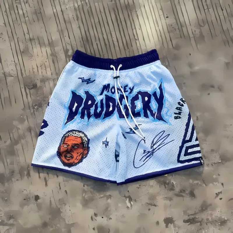 Handsome and personalized printed shortsT250313