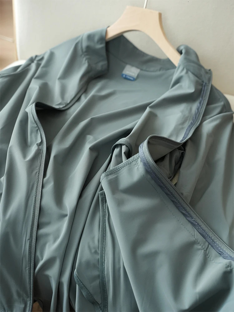 Summer UPF50Mens Jacket UV Protective Ice Silk Leather Coat Breathable Quick drying Elastic Nylon Sunscreen Windproof 250313