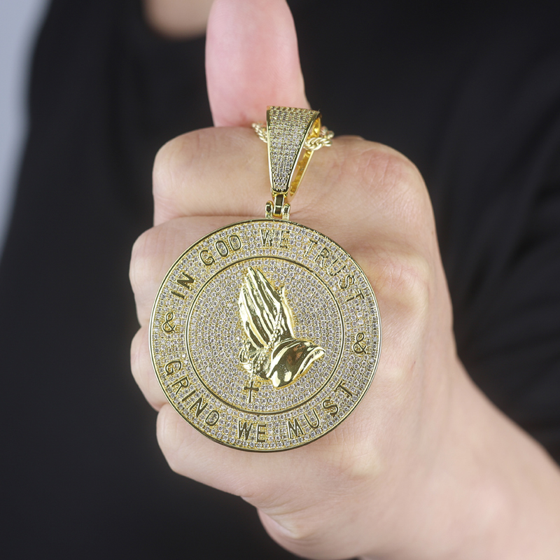 New arrived hip hop pendant with full cz paved gold plated punk styles letter in god we trust charm with rope chain necklace for men boy pray jewelry 