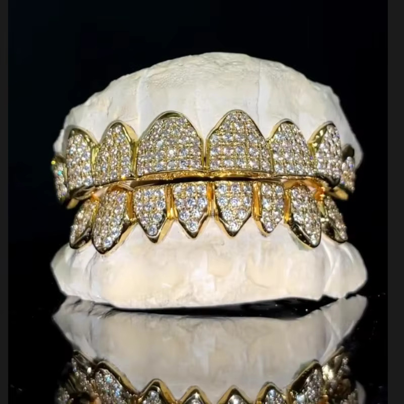 Hiphop Jewelry 925 Sterling Silver Gold Plated Custom Diamond Grillz for Teeth Iced Out VVS Moissanite Grillz