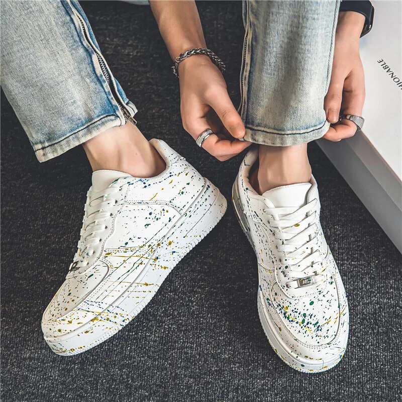 2025 New Sports Shoe Designer Trendy Fashion Leather Skateboarding Round Head Fashion Men's Casual Soft and Comfortable Anti slip Shoes Splashing