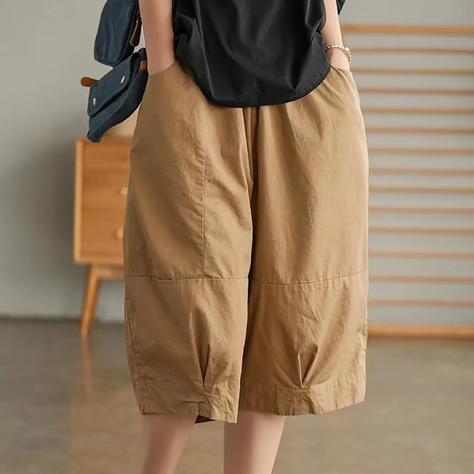 Womens Shorts With Pockets Elastic Breathable Loose Cotton Linen Half Length Pants Soft Cool Female Shorts Summer Streetwear 250313