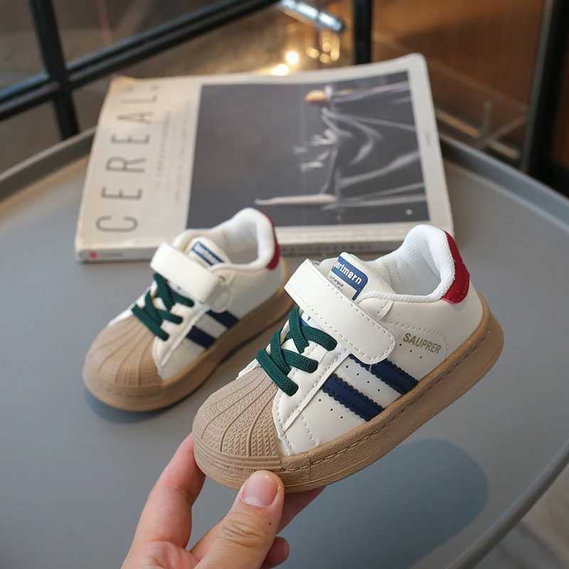 New Arrival Childrens Sneakers s Fashion Design White Nonslip Casual Shoes for Boys Girls Hook Breathable Sneakers Toddler Outdoor Shoe T250313 S25102