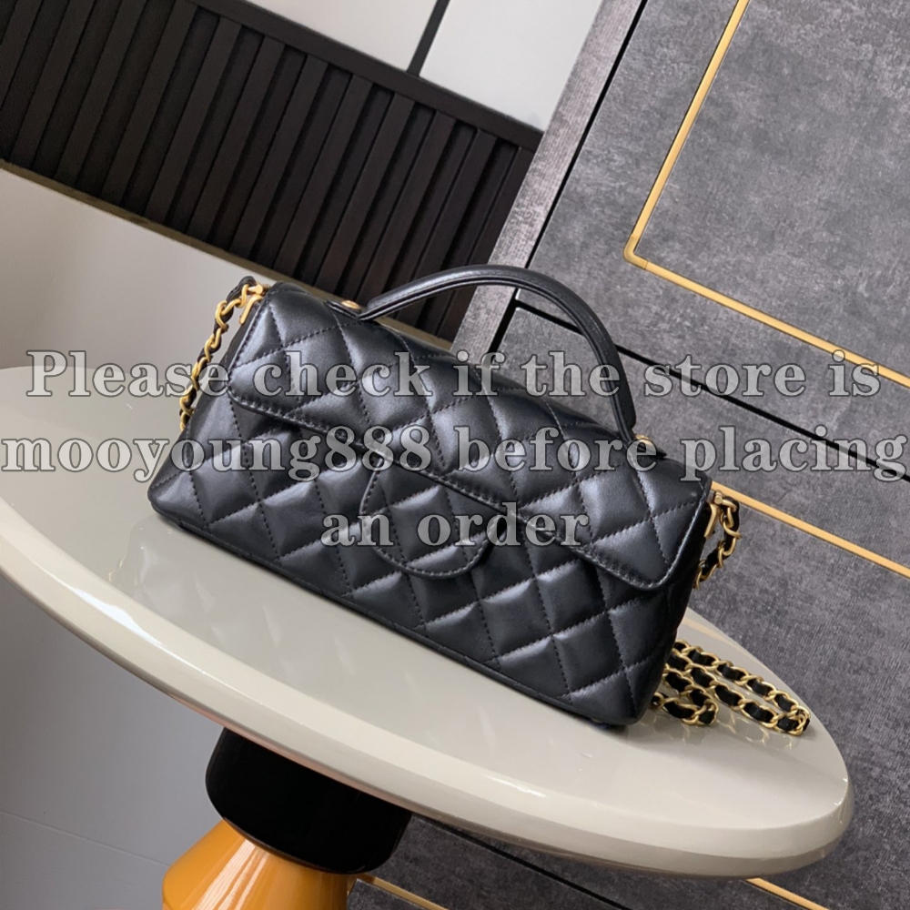 12A Upgrade Mirror Quality Designer Top Handle Bags for Women Small Flap Handbags Luxury Lambskin Quilted Leather Bag Crossbody Purse Black Shoulder Bag with Box