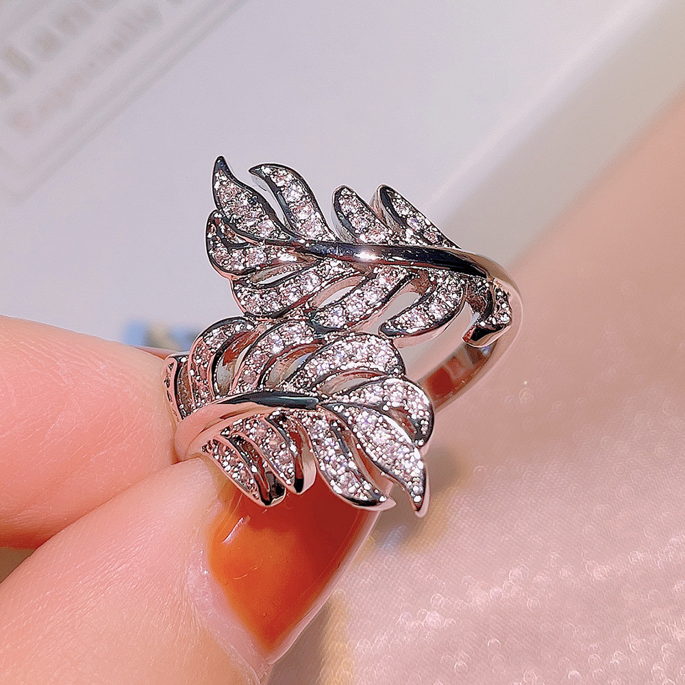 Chic Female Adaptable Leaves Design Zircon Ring | Trendy Fashion Jewelry