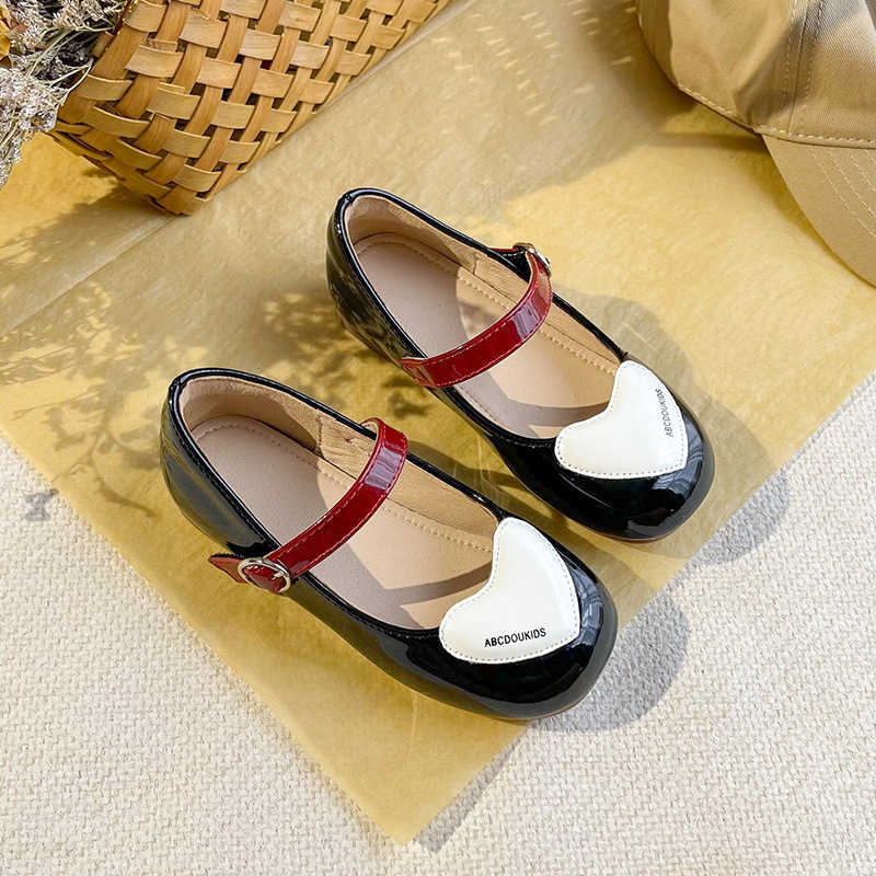 Sandals Girls Leather Shoes 2025 Spring and Autumn New Style Performance Dress Childrens Princess Shoes Fashion Little Girls Performance Single ShoeY2