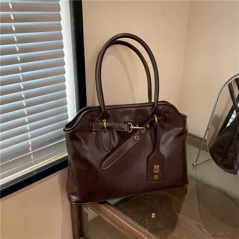 Leather Shoder Bag Wen Ladies Hand Bags Designer Messenger Luxury Crossbody Bag Classic Elegant Popar Y250321