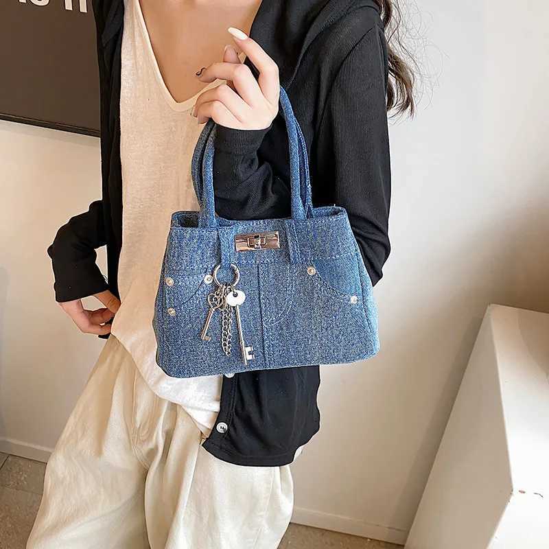 Hot Women Crossbody - Denim Lock Design, Stylish Shoulder Bag For Everyday Use - Design,