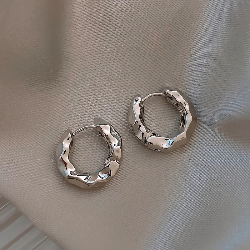 S925 silver needle earrings for women, round oval, light luxury, versatile, simple temperament, retro metal geometric earrings