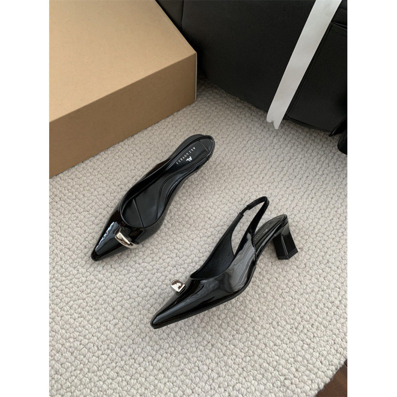 Designer Pointed Flat Metal Sandals Women 2024 New Open Toe Low Heel Shoes Women's Fashionable Sandalias