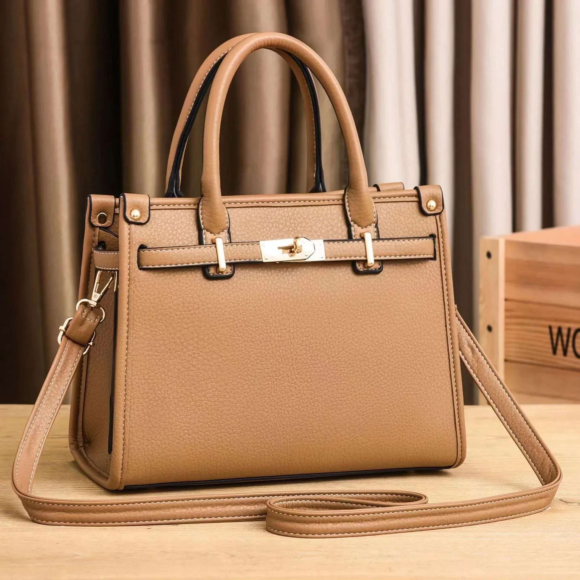 2025 New Solid Color Lychee Pattern Shaped Large Capacity Single Shoulder Diagonal Cross Western Style Versatile Women's Bag