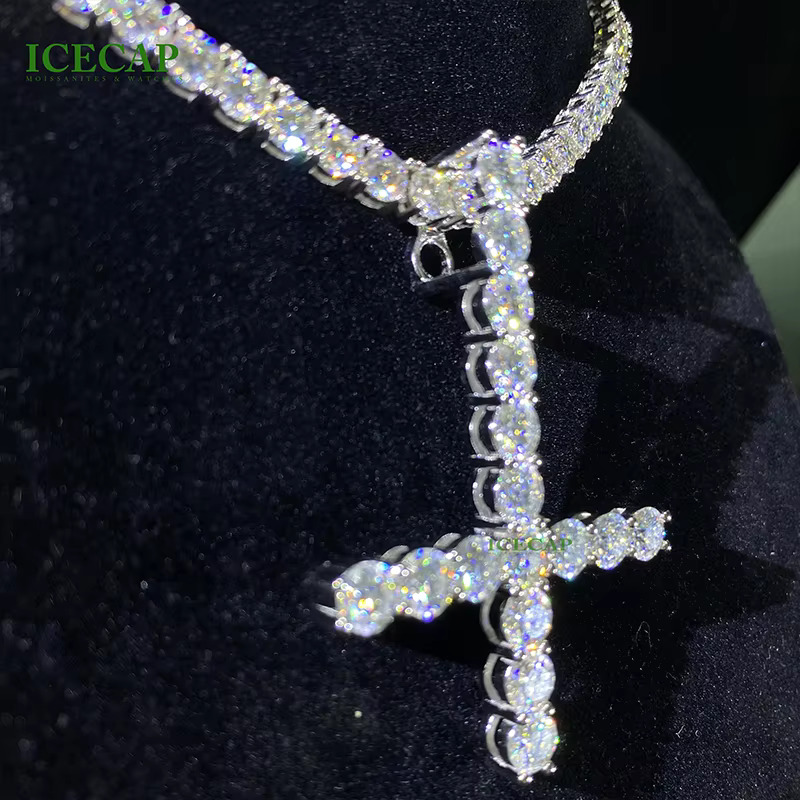 Wholesale 5.0mm VVS Moissanite Diamond Cross Pendant 925 Sterling Silver Gold Plated Fine Jewelry Charm Iced GRA Moissanite