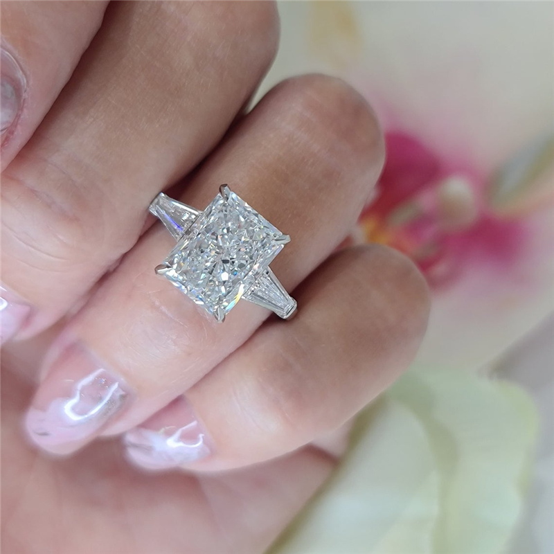 Jewelry 3.0 Carat IGI Certificate Radiant Cut Lab Diamond Engagement Ring 14K 18K Real Gold Ring Vintage Baguette Three Stones Wedding Gold Ring