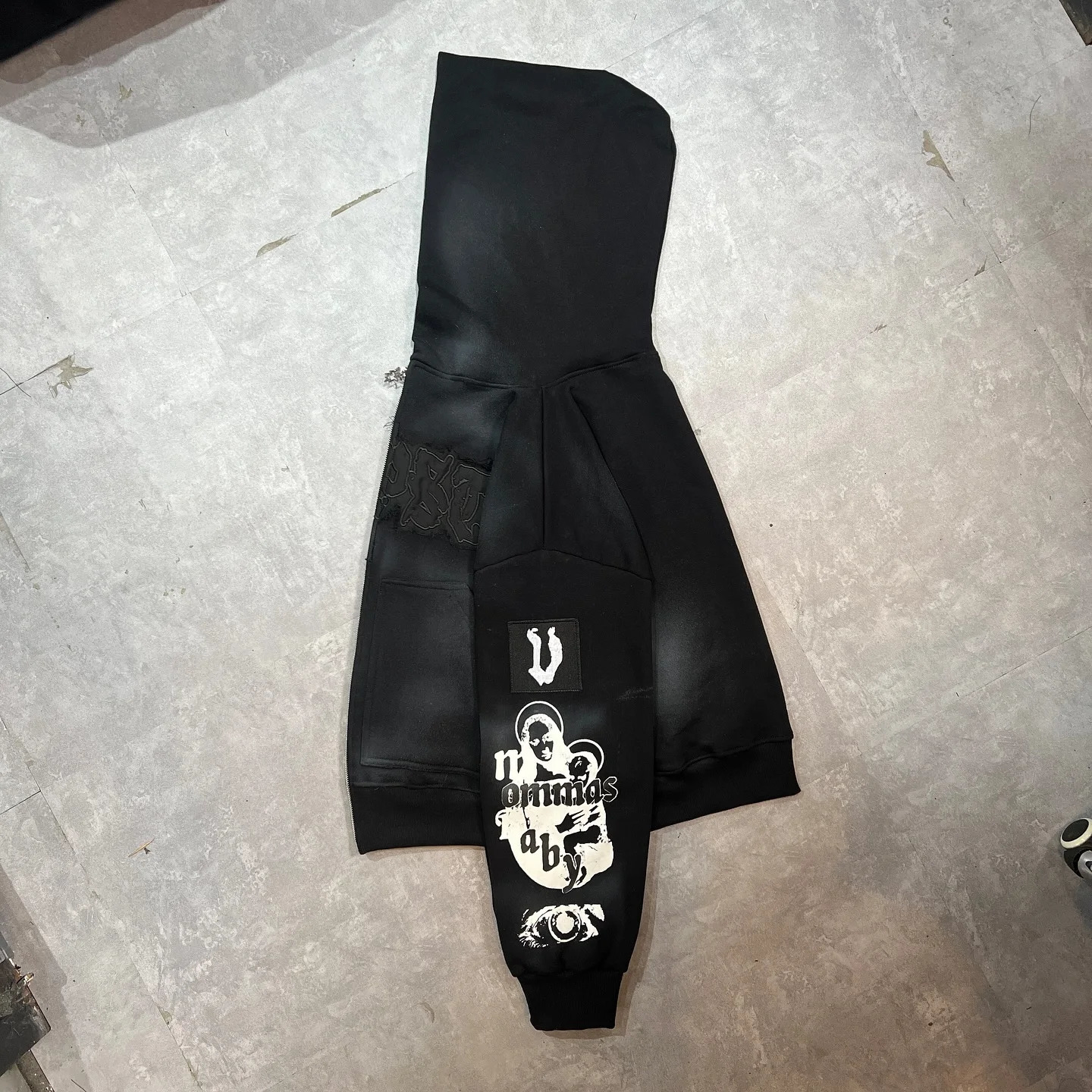 Retro Gothic Alphabet Embroidered Patch Graphics Oversized Zipper Hoodie Mens Y2K Harajuku Hip-Hop Casual Joker Street Wear 250314