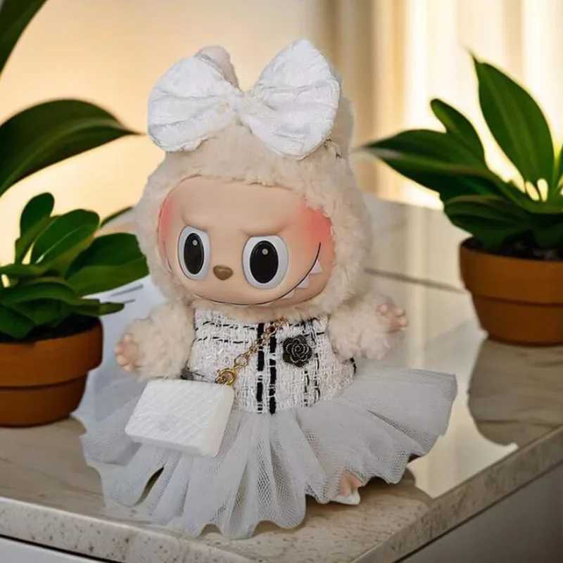 Designer 17cm Labubu High-End Custom Clothing Diy Paired With Elegant Luxury Dresses Brand Badges Overalls Scarves G250902