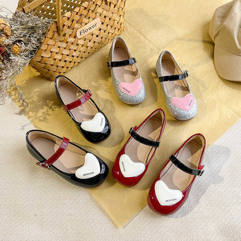 Sandals Girls Leather Shoes 2025 Spring and Autumn New Style Performance Dress Childrens Princess Shoes Fashion Little Girls Performance Single ShoeY2