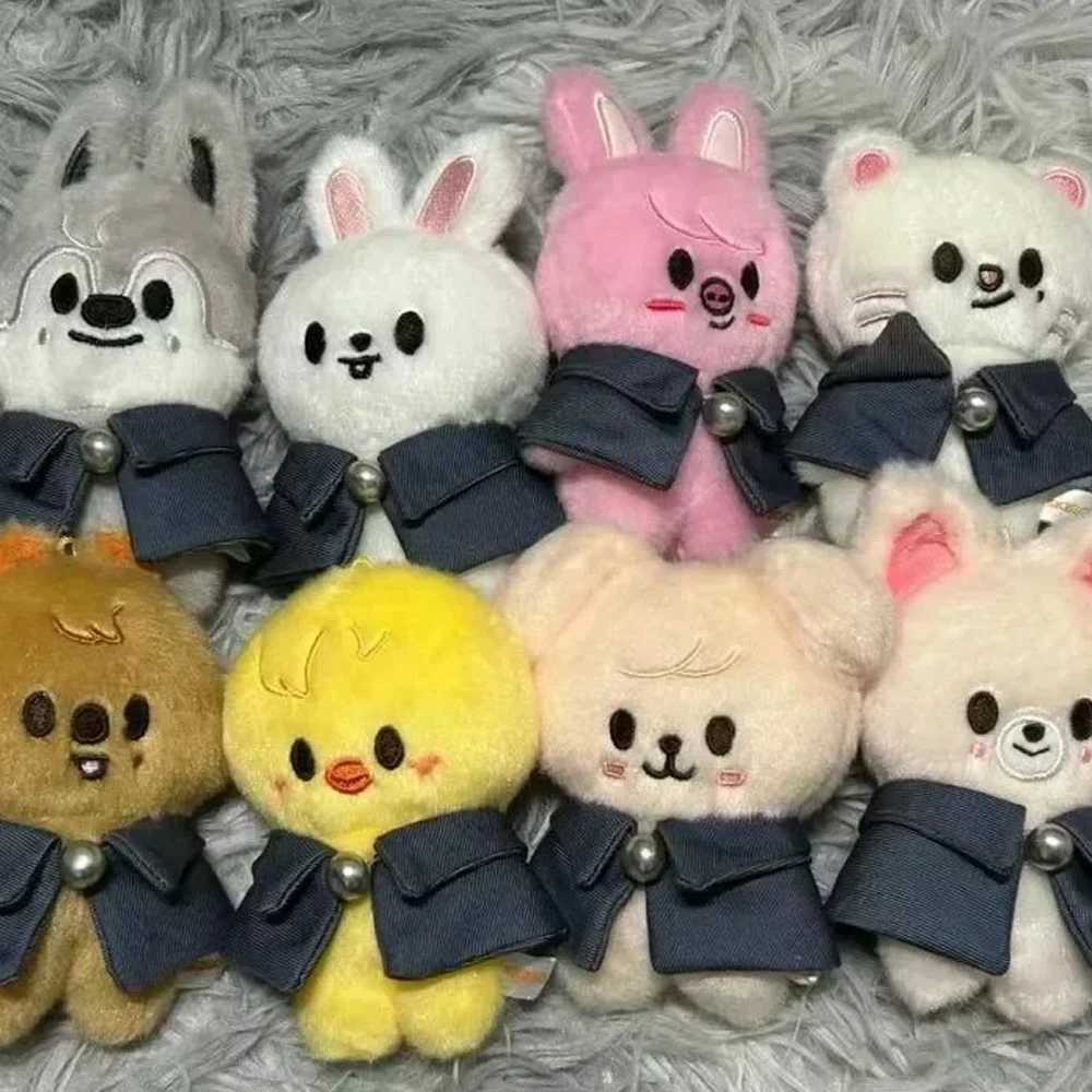 70sle skzoo Plush Keychain Kaii Skzoo Keychain Stay Plush Stuffed Animal Doll Kaii Toys Room Decor Children GiftXJ250314