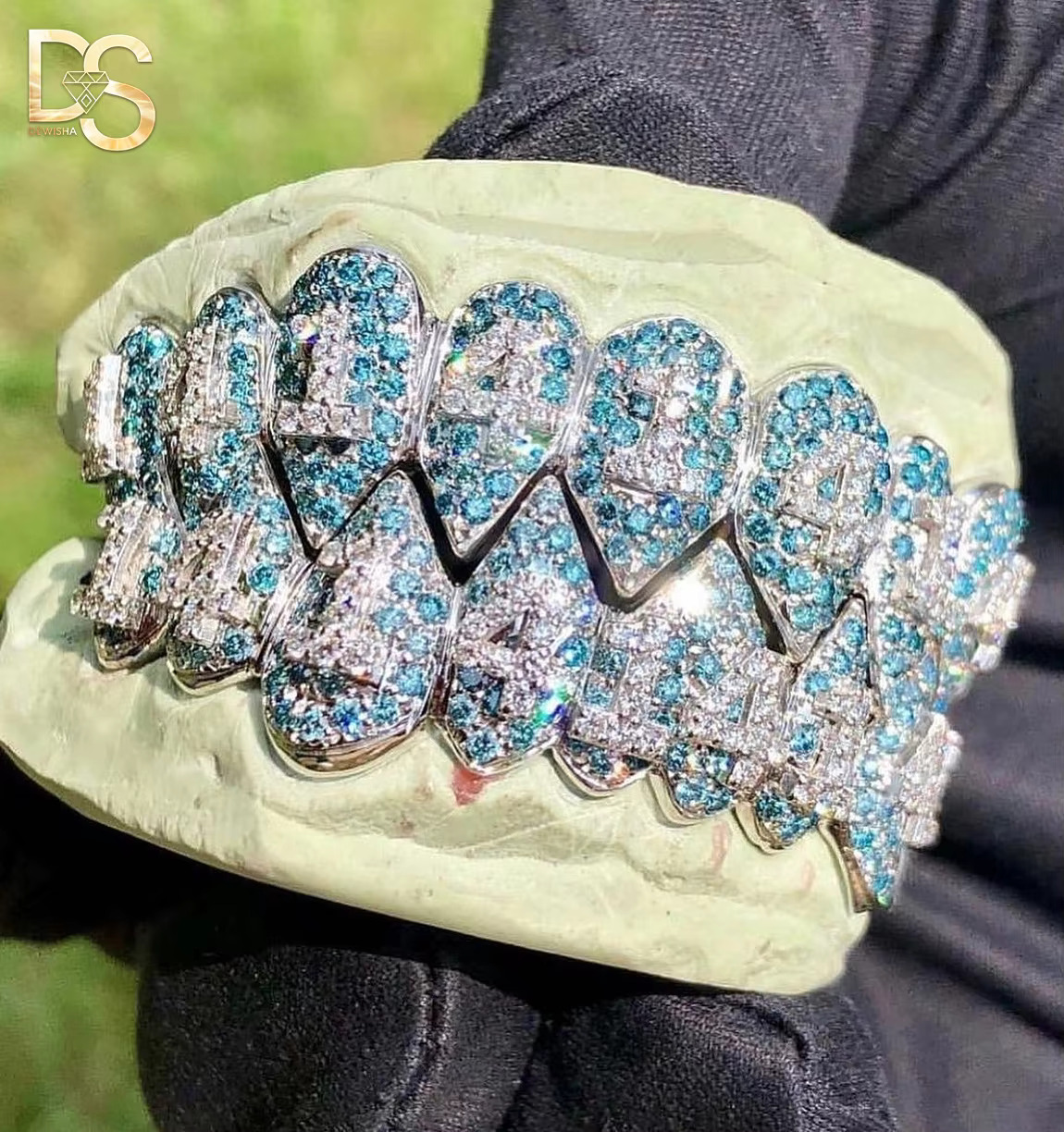 Custom 8 on 8 Teeth Deep Perm Cut VVS Moissanite Hip Hop Grillz Iced Out Sterling Silver 18K White Gold Grillz