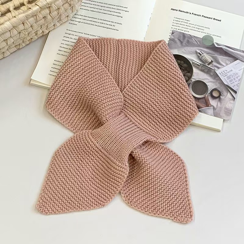 K121 Women's scarf new high-end Korean style neck protection small scarf all-match solid color knitted wool neck scarf heart-shaped scarf