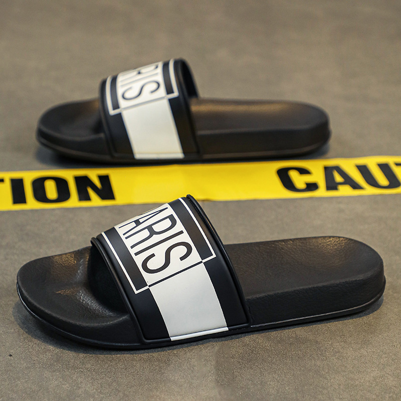 Summer Men's Designer Slippers Are Lightweight And Fashionable For Outdoor Wear Suitable For Couples To Wear Single Drag Beach Anti Slip Letter W