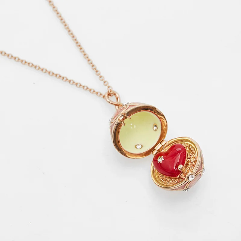Jewelry Enamel Easter Openable Egg Pendant Necklace Love Snow Sweater Chain Pendant250312
