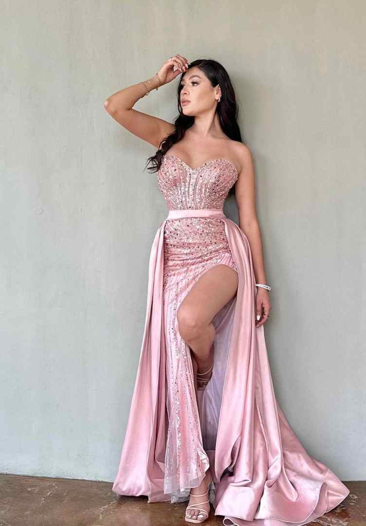 Classic Evening Dresses For Women Sheer Neck Sleeveless Gown Sequins Crystal Split Side Detachable Train Party Customized Dress