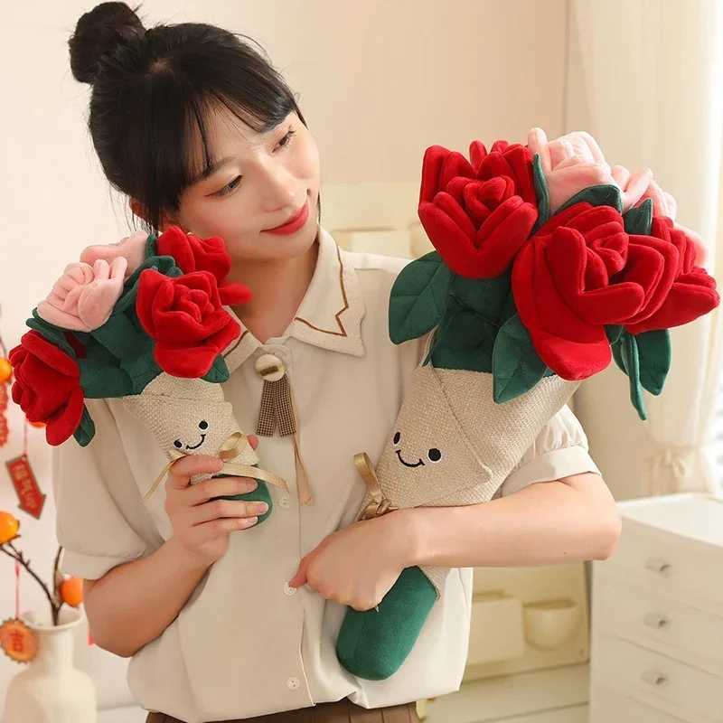 Fun Romantic Red Rose Bouquet Doll Plush Toy Heart Holding Flower Doll Creative Bouquet Home Decoration Valentines Day GiftXJ250314