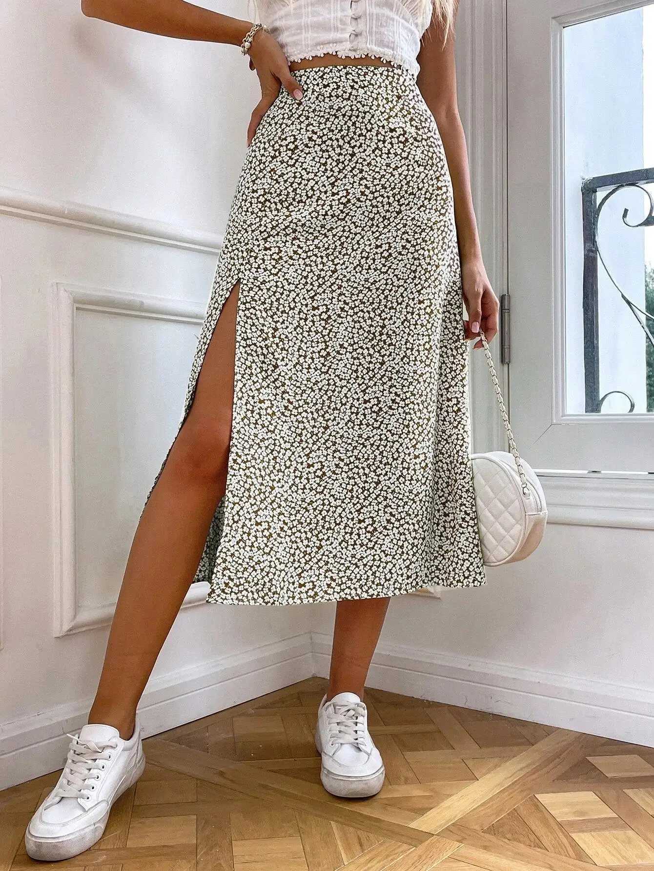 Skirts New European and American Flower Half Skiing Cross border Trade Split in Autumn 2025 A Line Package Hip Middle Waist Length D Y250314NOFR