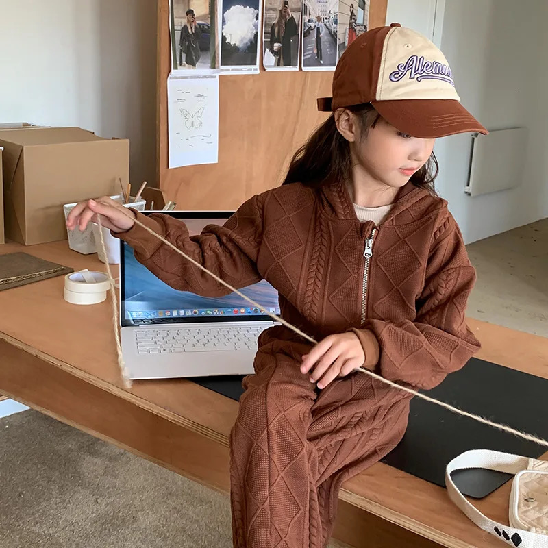 Girls Autumn Clothing Korean Style Short Knitted Long-Sleeved Top Split Flared Pants Two-Piece Set 250314