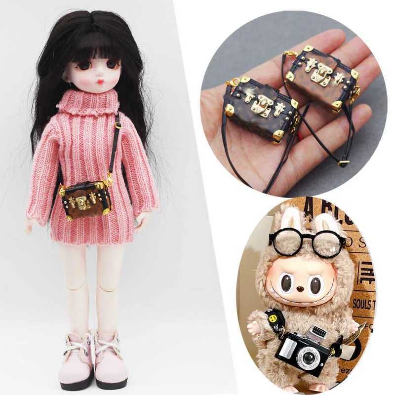 17cm Labubu Customized Premium Shoulder Bag Mini Camera Decorative Accessories OB11 Handbag Cotton Doll Decorative AccessoriesT250313