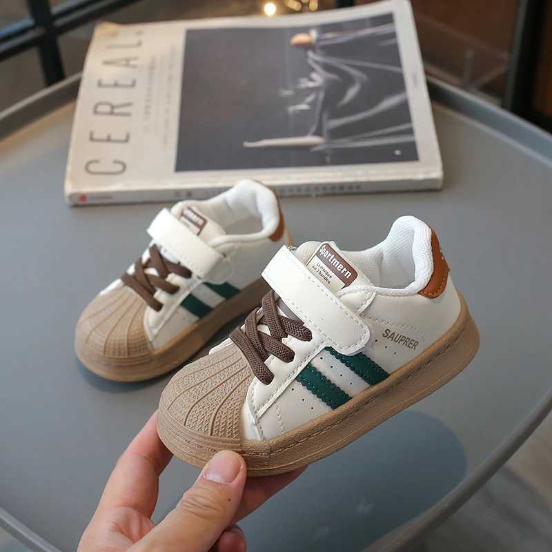 New Arrival Childrens Sneakers s Fashion Design White Nonslip Casual Shoes for Boys Girls Hook Breathable Sneakers Toddler Outdoor Shoe T250313 S25102