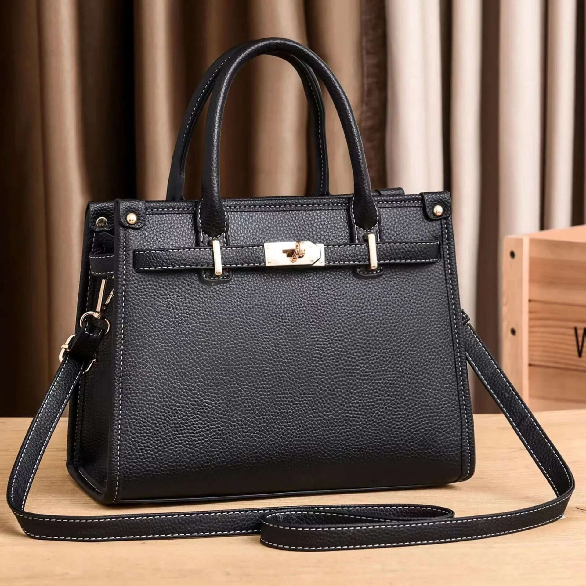 2025 New Solid Color Lychee Pattern Shaped Large Capacity Single Shoulder Diagonal Cross Western Style Versatile Women's Bag