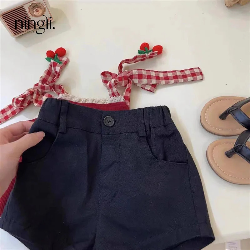 Girls Suits Vest Set Summer Children Suspenders Style Girl Sleeveless Top Shorts Style Summer Simple Casual Clothes 250314