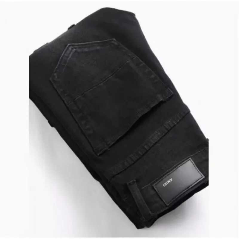 2025 Korean Style Embroidered Jeans Mens High Waist Slim Fit Stretchy Denim Trousers Trendy Achieves Slimming EffectT250314