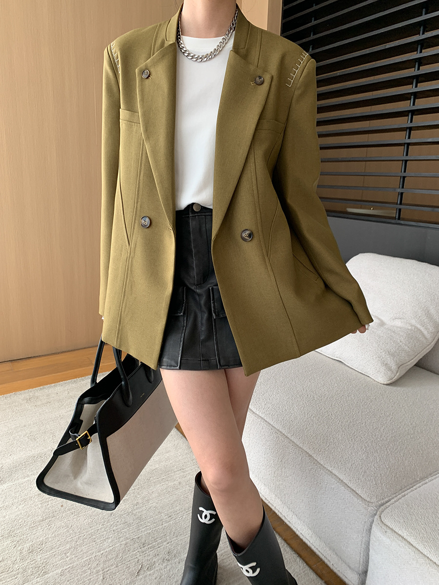 H312Luxurious Tencel Linen Suit Coat for Fall-Winter Season Featuring Striking Detailing