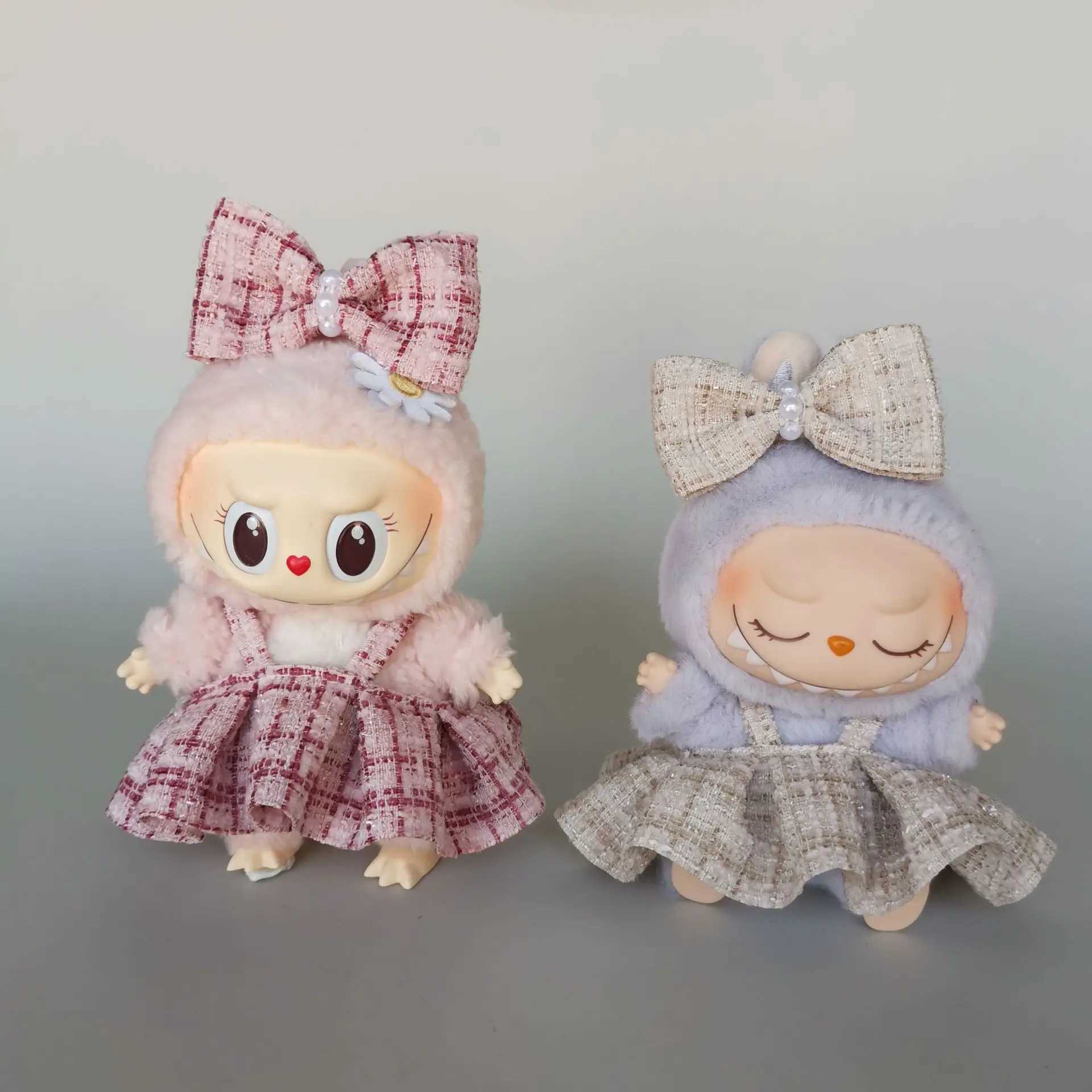 Designer 17cm Labubu High-End Custom Clothing Diy Paired With Elegant Luxury Dresses Brand Badges Overalls Scarves G250902