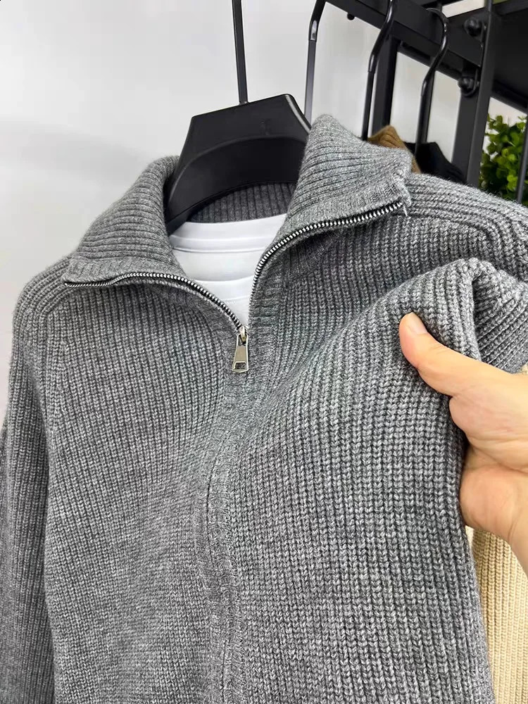 Advanced zipper sweater mens winter casual Korean trend solid color cardigan wool thick warm knit jacket 250311