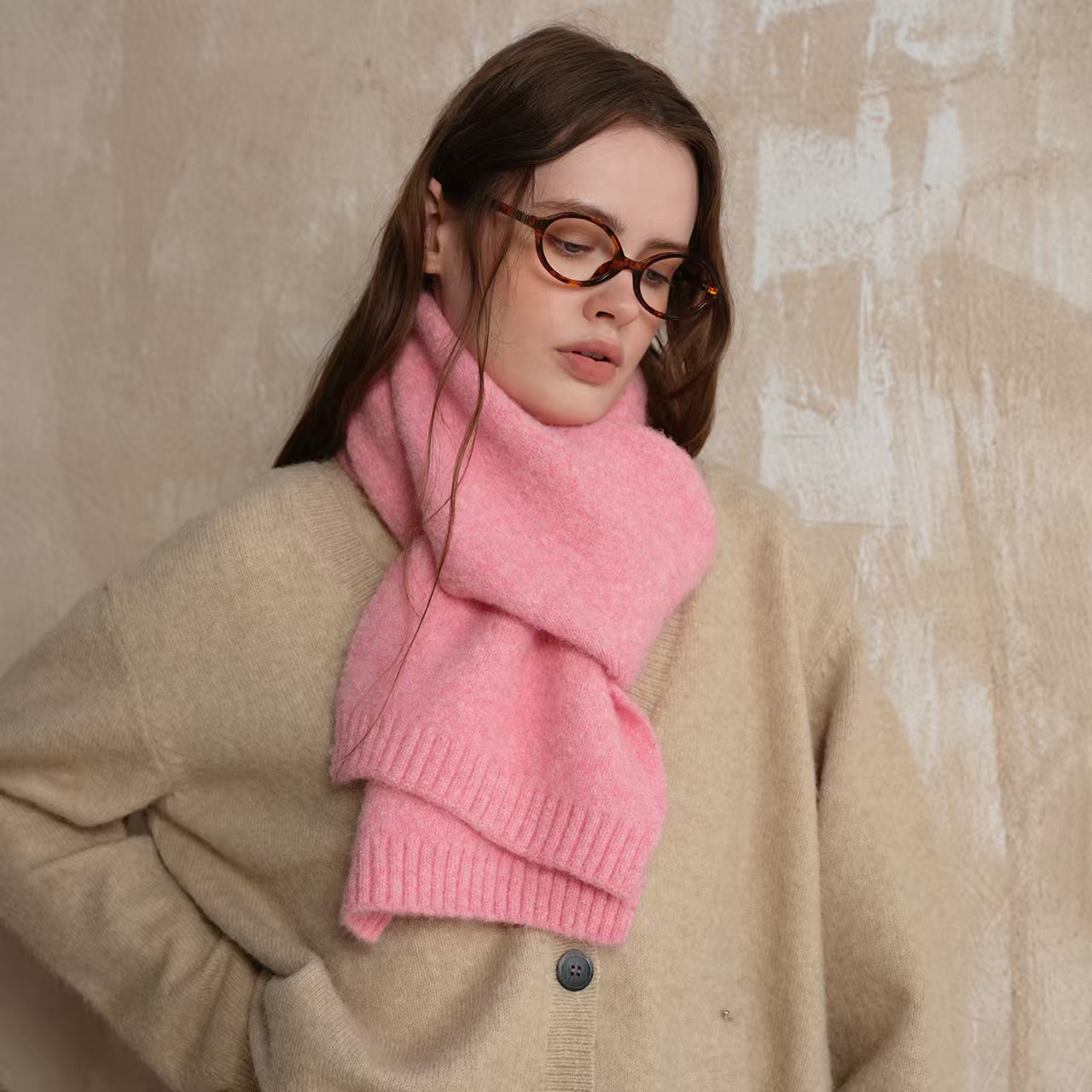 K127 Homemade basic soft and glutinous high-grade atmosphere wool blended solid color knitted scarf for women winter wool neck scarf for men