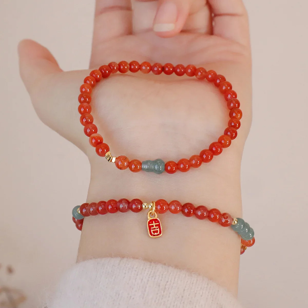 Lucky Fengshui 4.5mm Small Beads Natural Red Agate Jade Beaded Strand Womens Hand Bracelet Vintage Jewelry Christmas Gifts 1369 250314