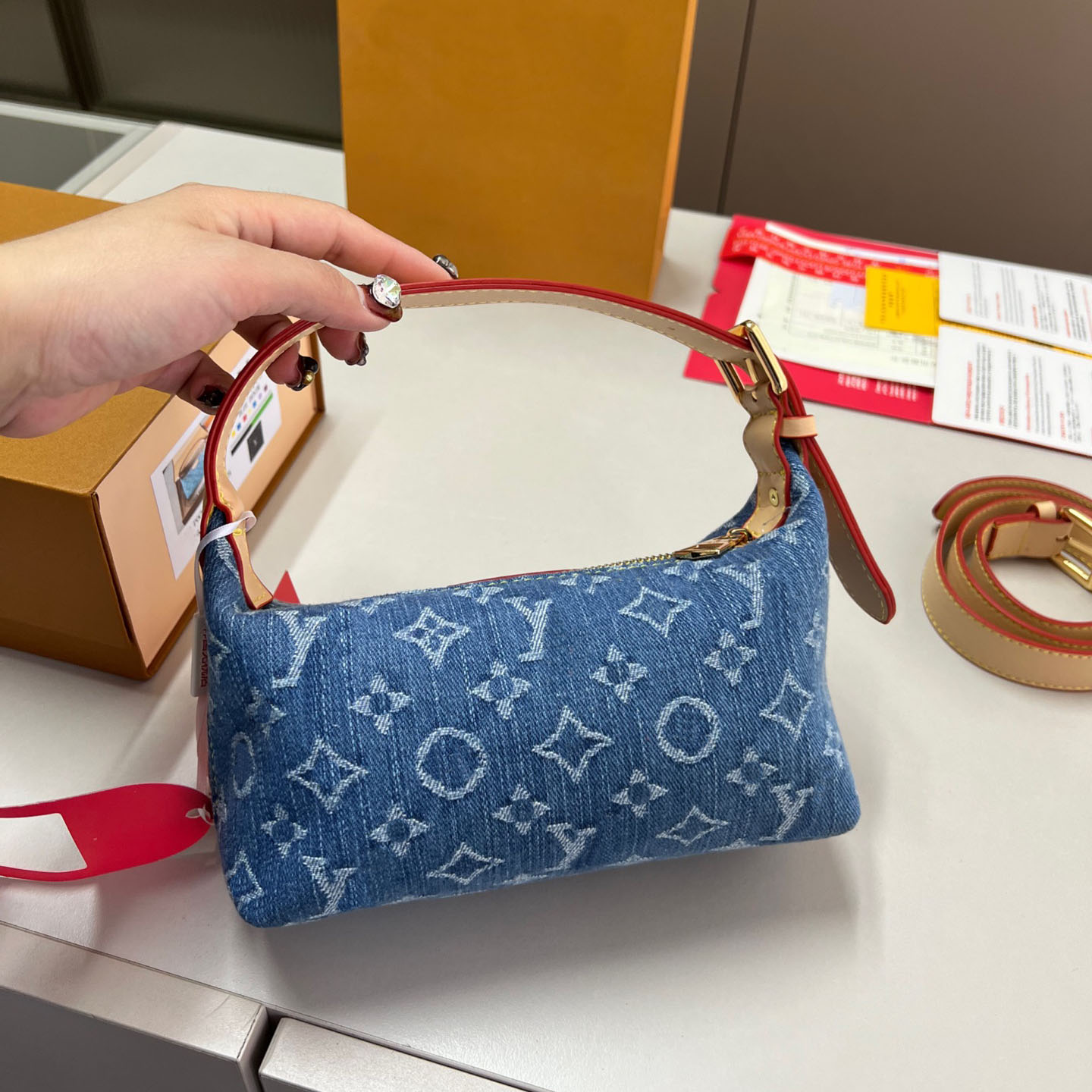 Designer Bag Denim Embossed Shoulder Bag Classic Handbag Multi-color Summer Bag Fashion Trendy Print Adjustable Shoulder Strap Zipper Blue Lunch Box Bag