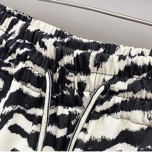 Fashion Shorts Summer Elastic Waist Drawstring Loose Slimming Zebra Pattern A-line Wide-leg Pants Trendy 250313