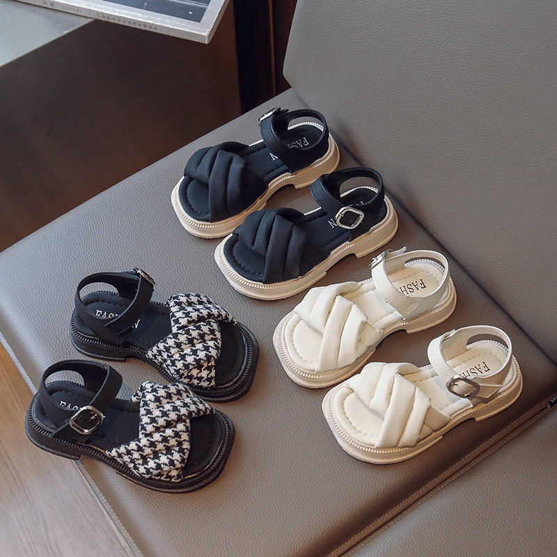 Sandals Childrens open toed sandals 2025 summer new little girls shoes Korean version fashionable and versatile baby soft soled beach shoesY2503156EBF