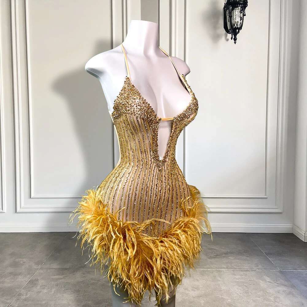 2025 halter bright beaded crystals female tail birthday party golden feather black girl short prom dresses