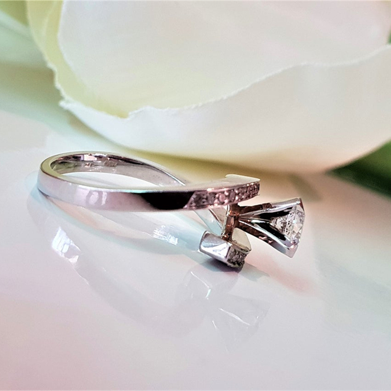 Jewelry 0.50CT Round Twist Bridal Criss Cross Lab Diamond Ring Unique Style Anniversary Engagement Womens Gold Ring