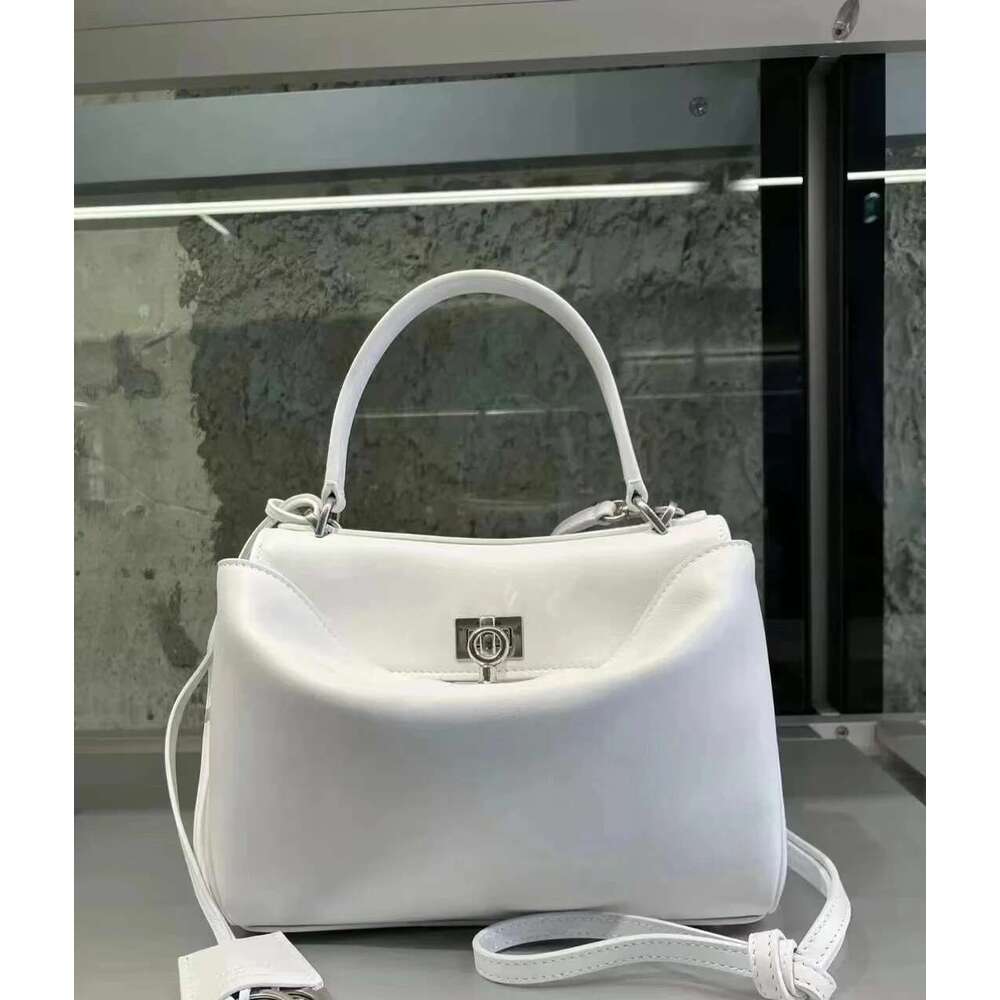 Retro Genuine Tote Ladies Elegant Handbags Woman Shoulder Messenger Bag Suede Leather Gold Sier Buckle Bags