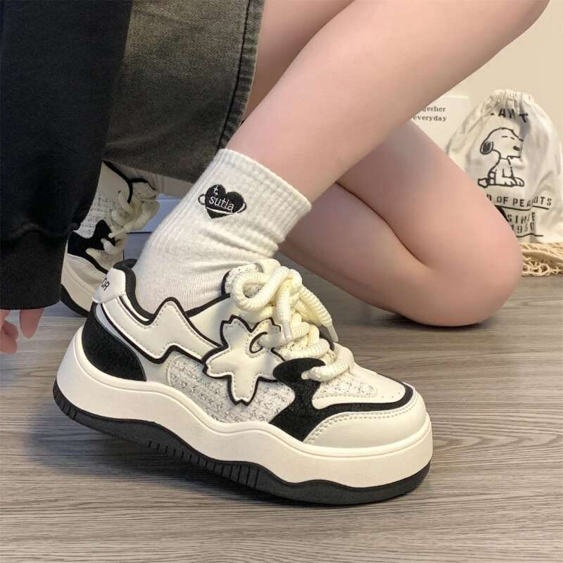 2025 New Women's Blue Thick soled Sports Shoes Designer Trendy Fashion Tennis Women's School Flat Shoes Retro Cute Sports Vulcanized Spring 