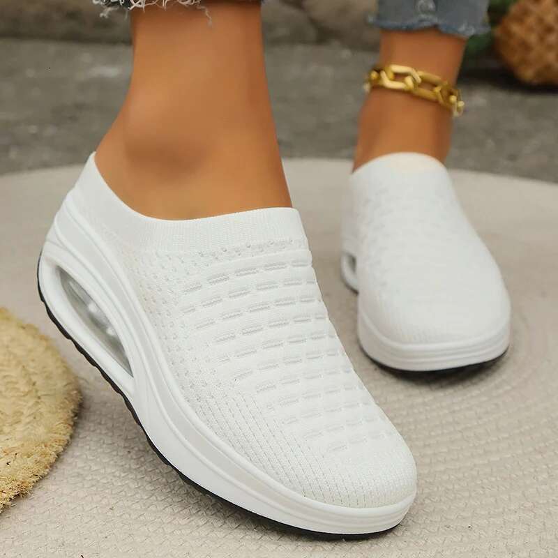 2025 New Women's Air Cushion Socks and Breathable Solid Color Knitted Hooded Designer Trendy Fashion Sports and Leisure Bareback Walking Shoes1