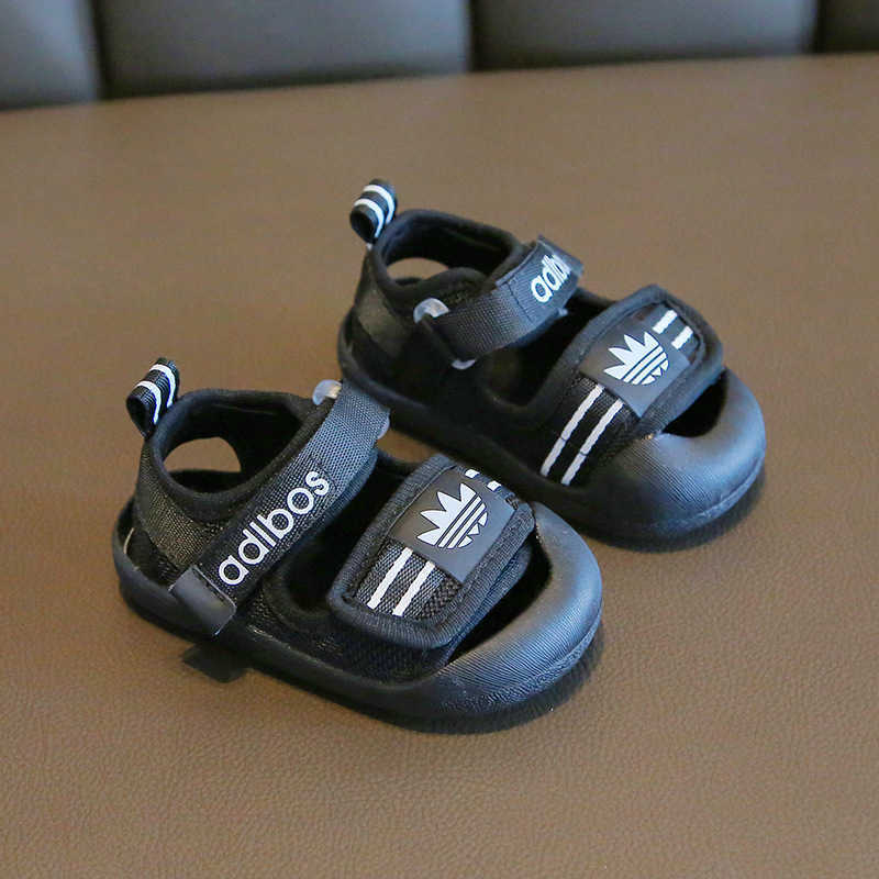 Sandals Baby soft soled breathable walking shoes 0-3 years old 2 babys toe cap anti kick sandals for boys and girls summerY2503151LK6