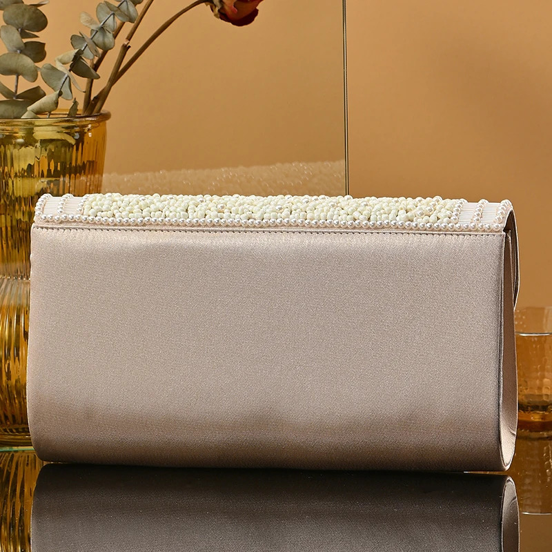 Handmade gold embroidered white pearl handbag suitable shoulder hanging wedding discounts party handbags