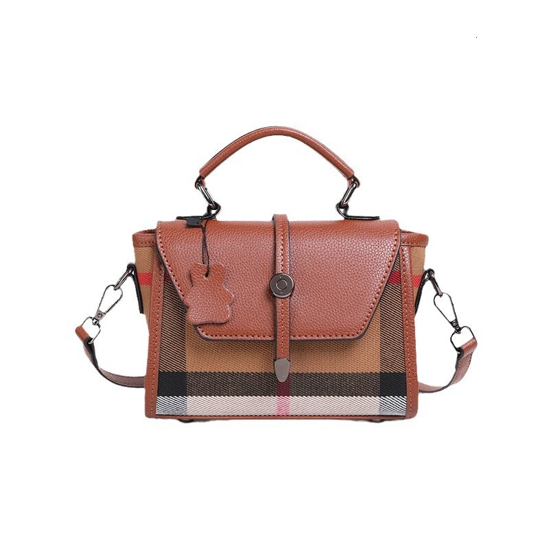 Designer's checkered contrasting color large capacity women's 2025 new shoulder commuting cross-border multifunctional handbag wing bag
